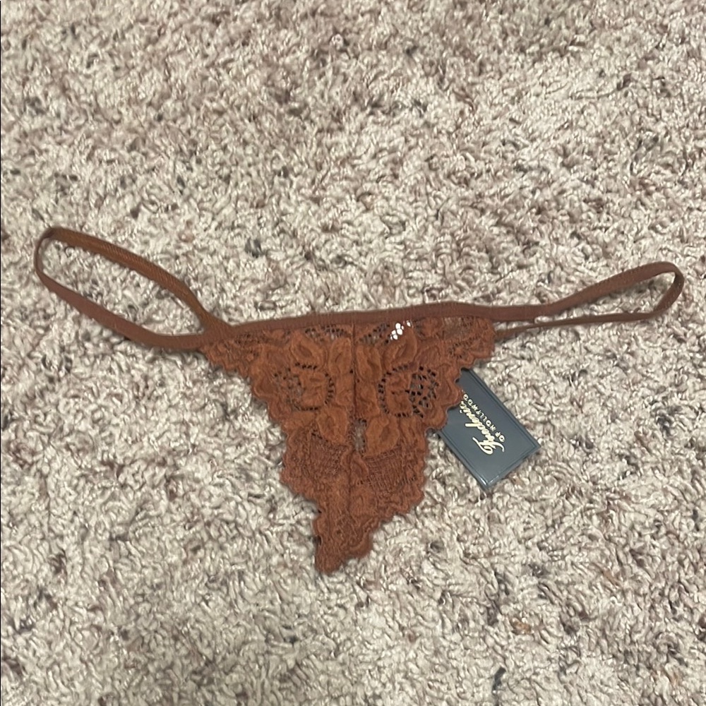 Fredericks of Hollywood Brown Jessica Lace mini G-String size small NWT